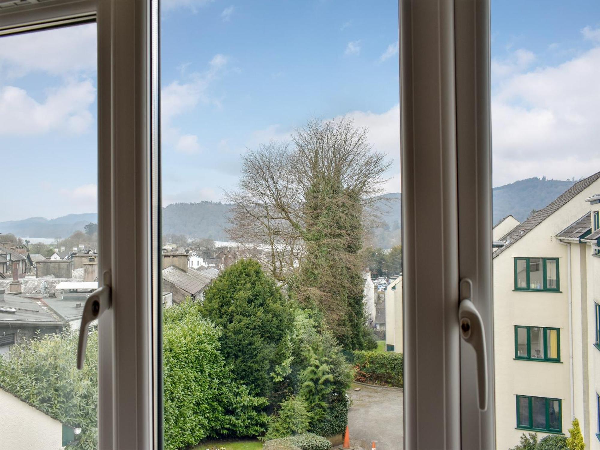 The Hollies Villa Bowness-on-Windermere Exterior photo